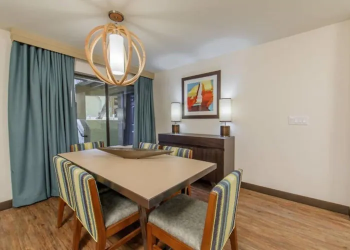 Holiday home Enjoy Setting With Multiple Pools Including Adult Pool In 2bd Scottsdale